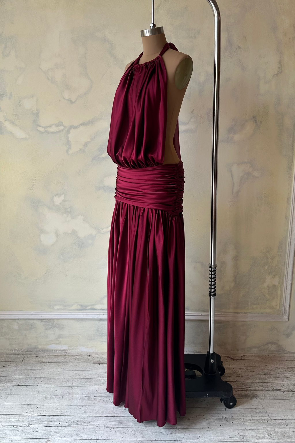 La Piscine Gown in Sangre Sample