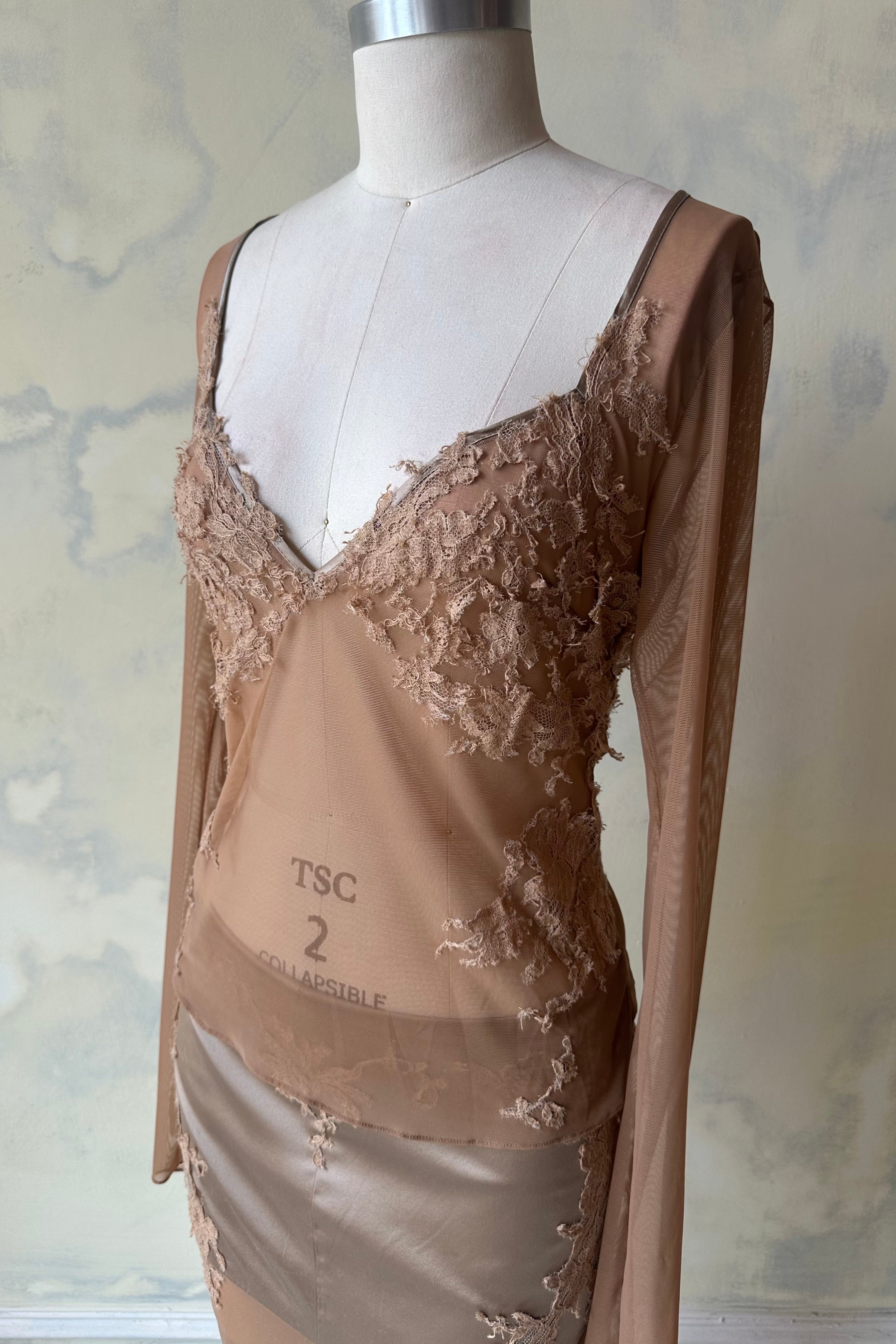 Amantes Long Sleeve Top Sample