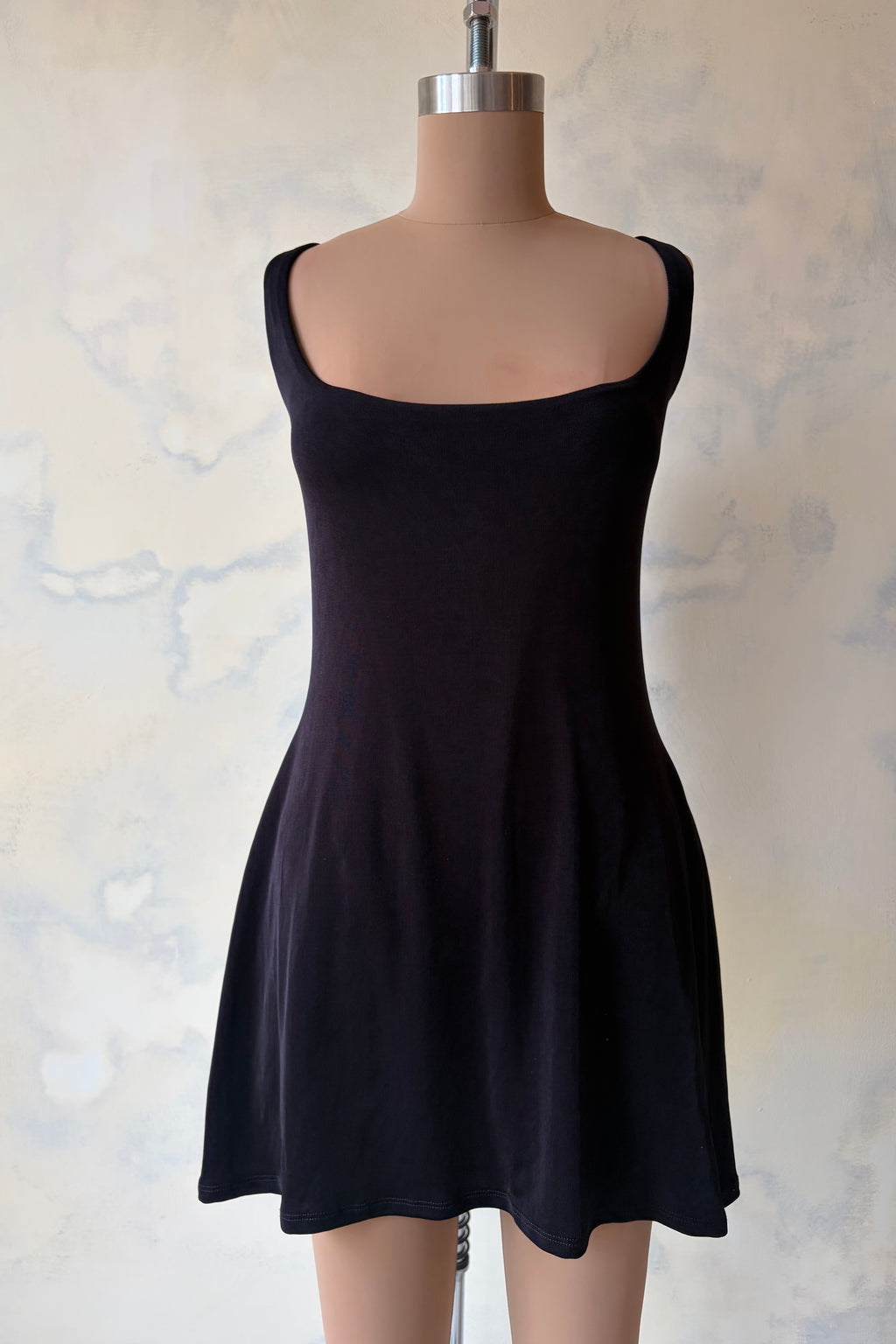 Lady Di A Line in Noir Sample