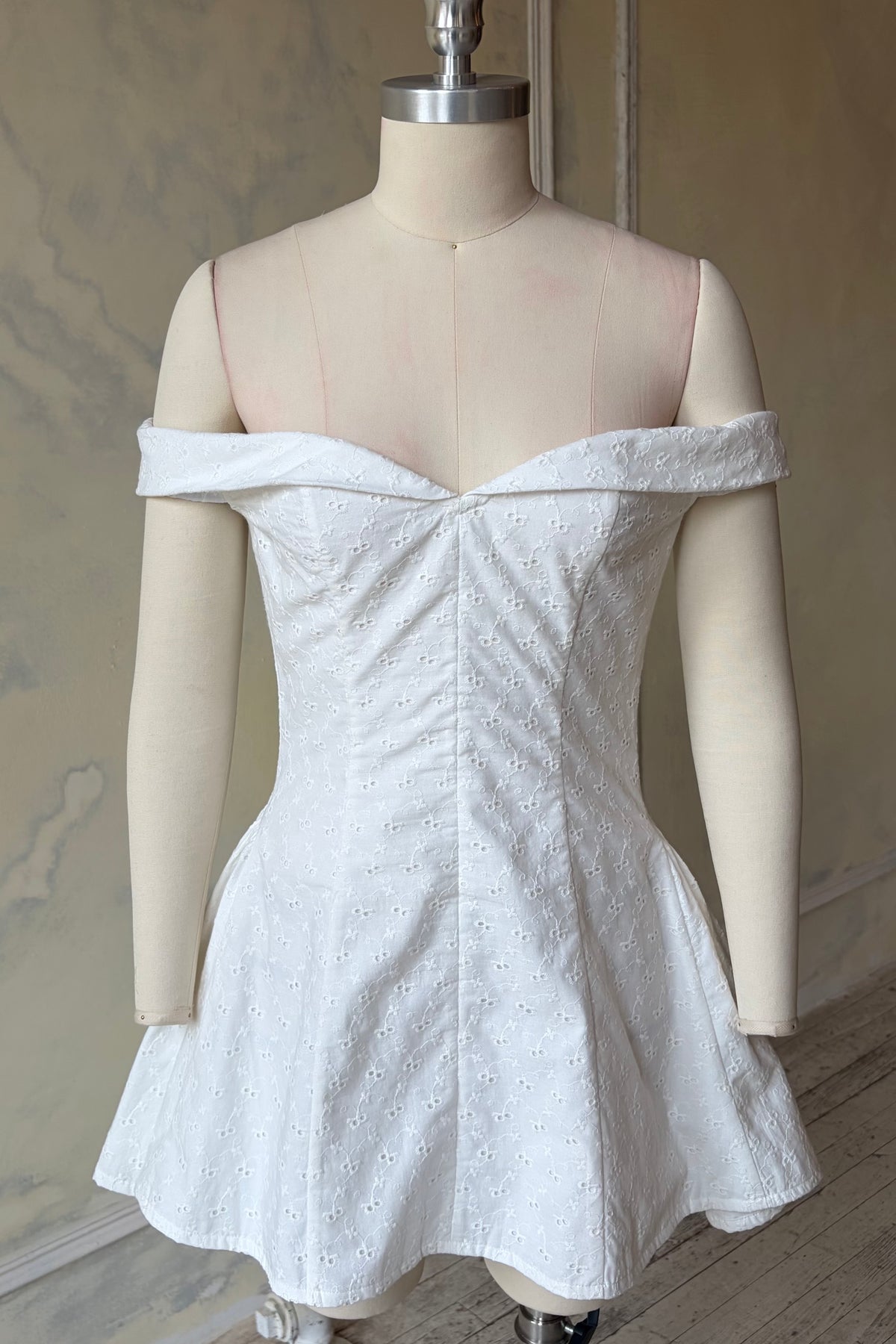 Lady in Eyelet Sample