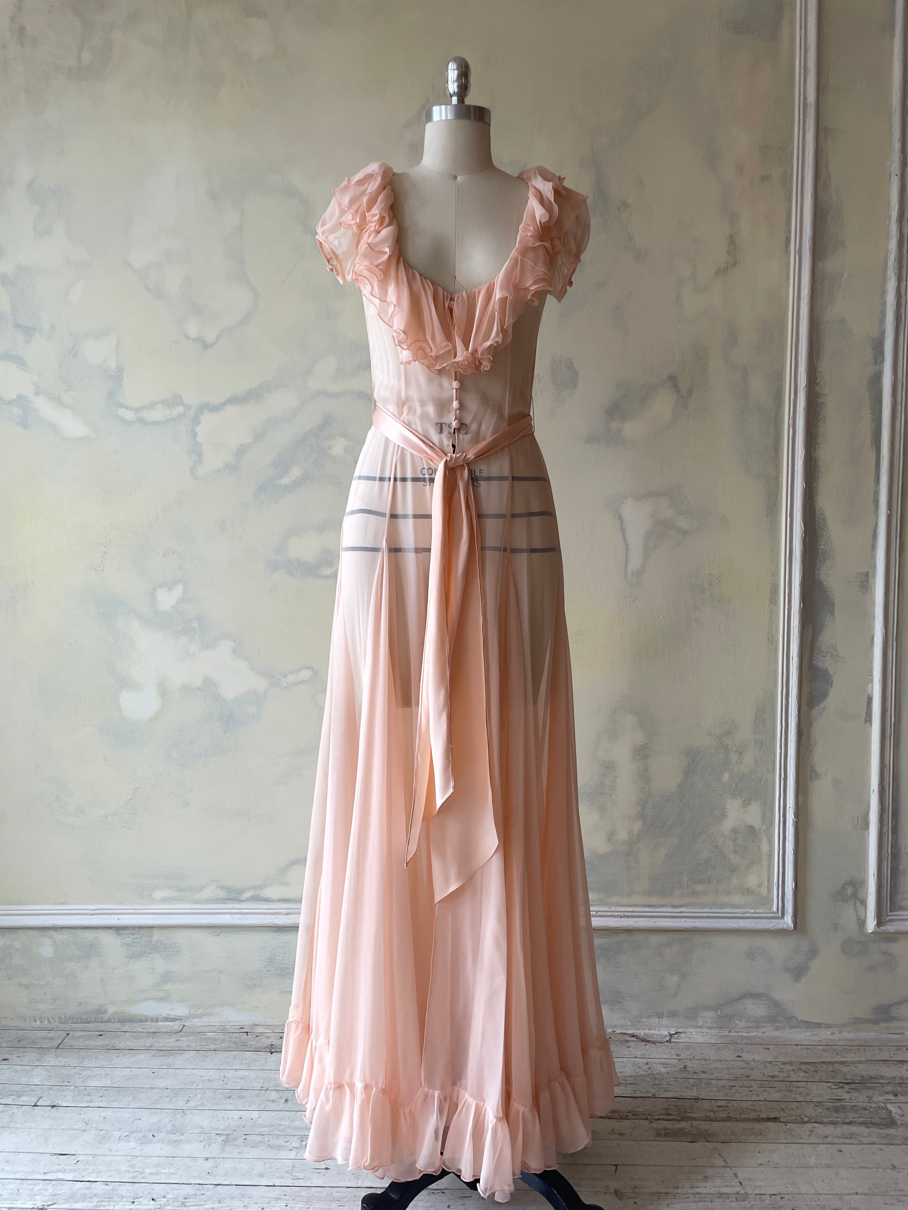 Oasis Gown in Silk Chiffon (Unlined) Sample