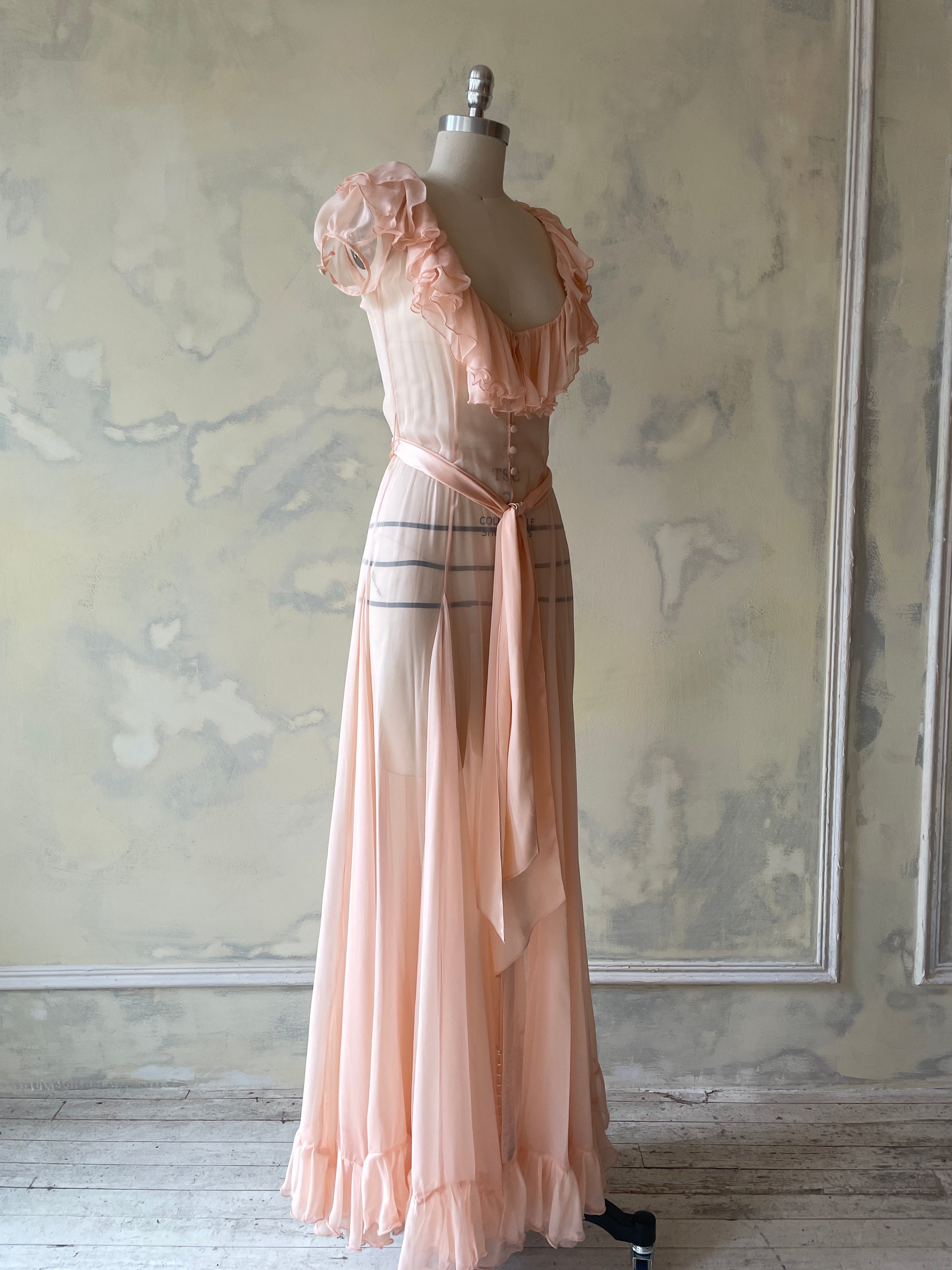 Oasis Gown in Silk Chiffon (Unlined) Sample