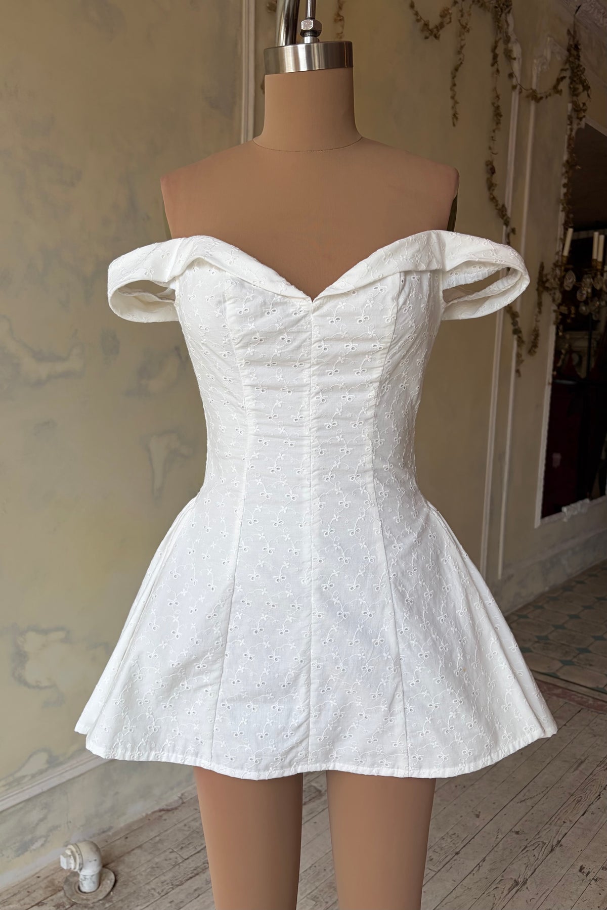 Lady in Eyelet Sample