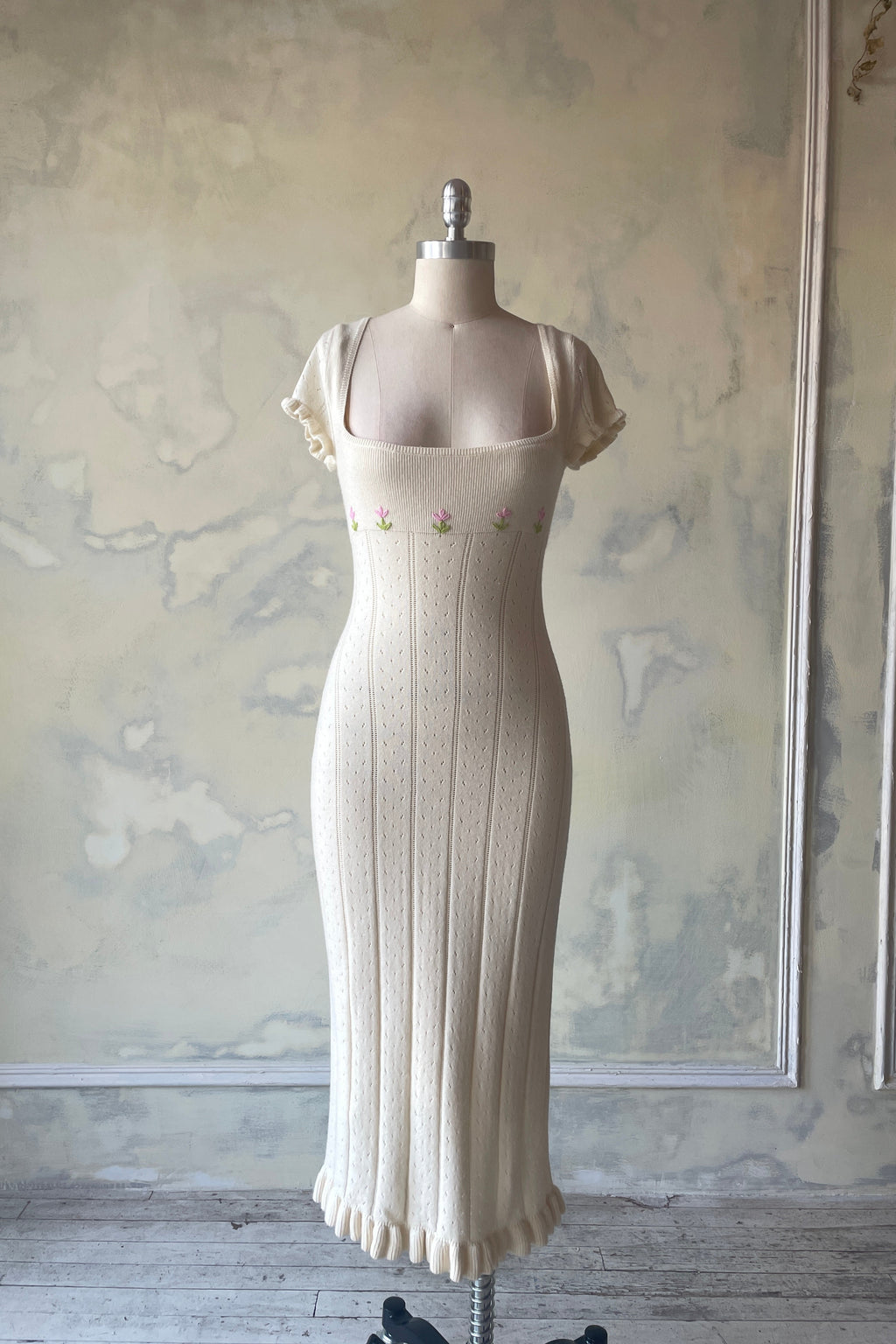 Tulip Knit Lady Dress in Butter with Lining Sample