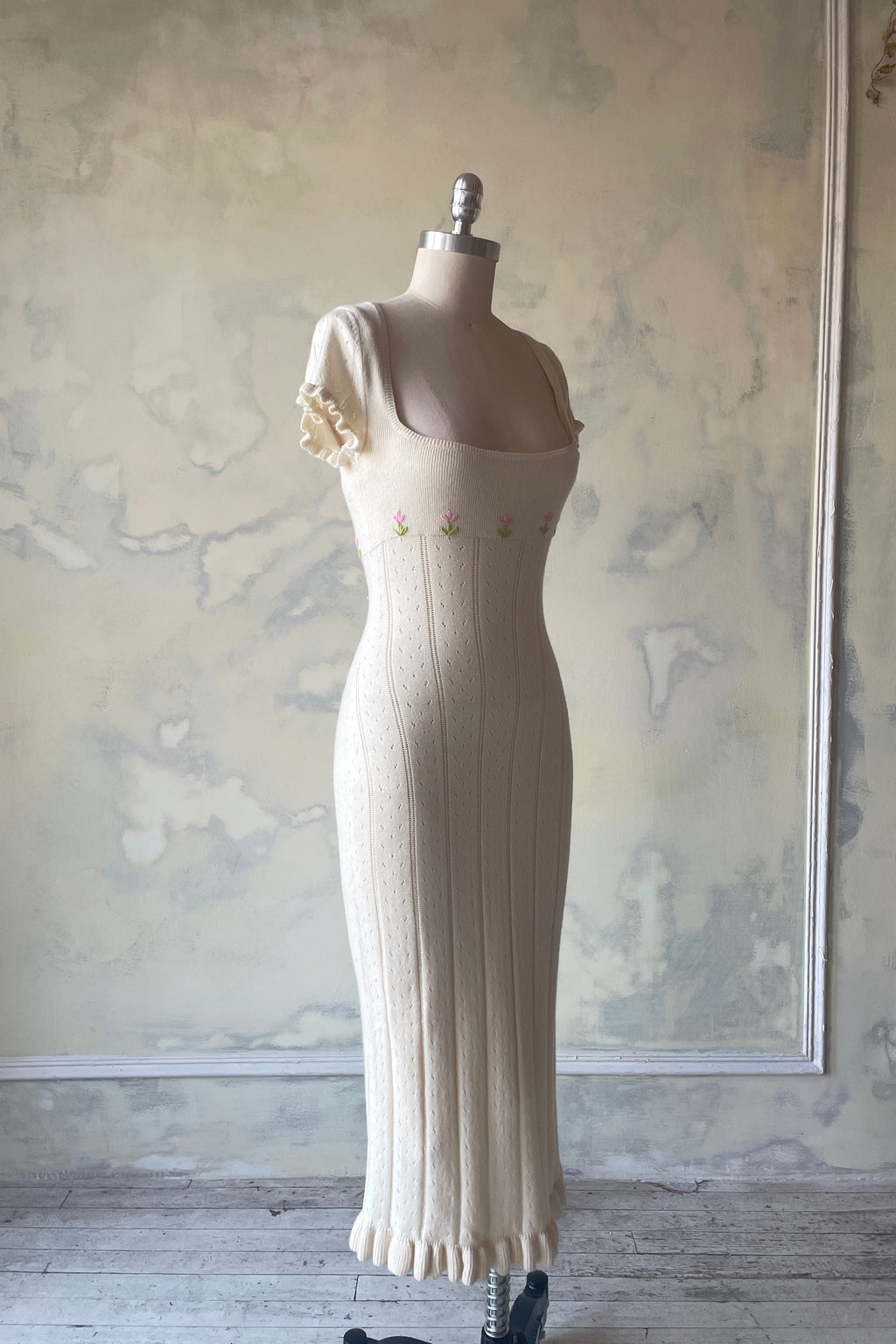 Tulip Knit Lady Dress in Butter with Lining Sample