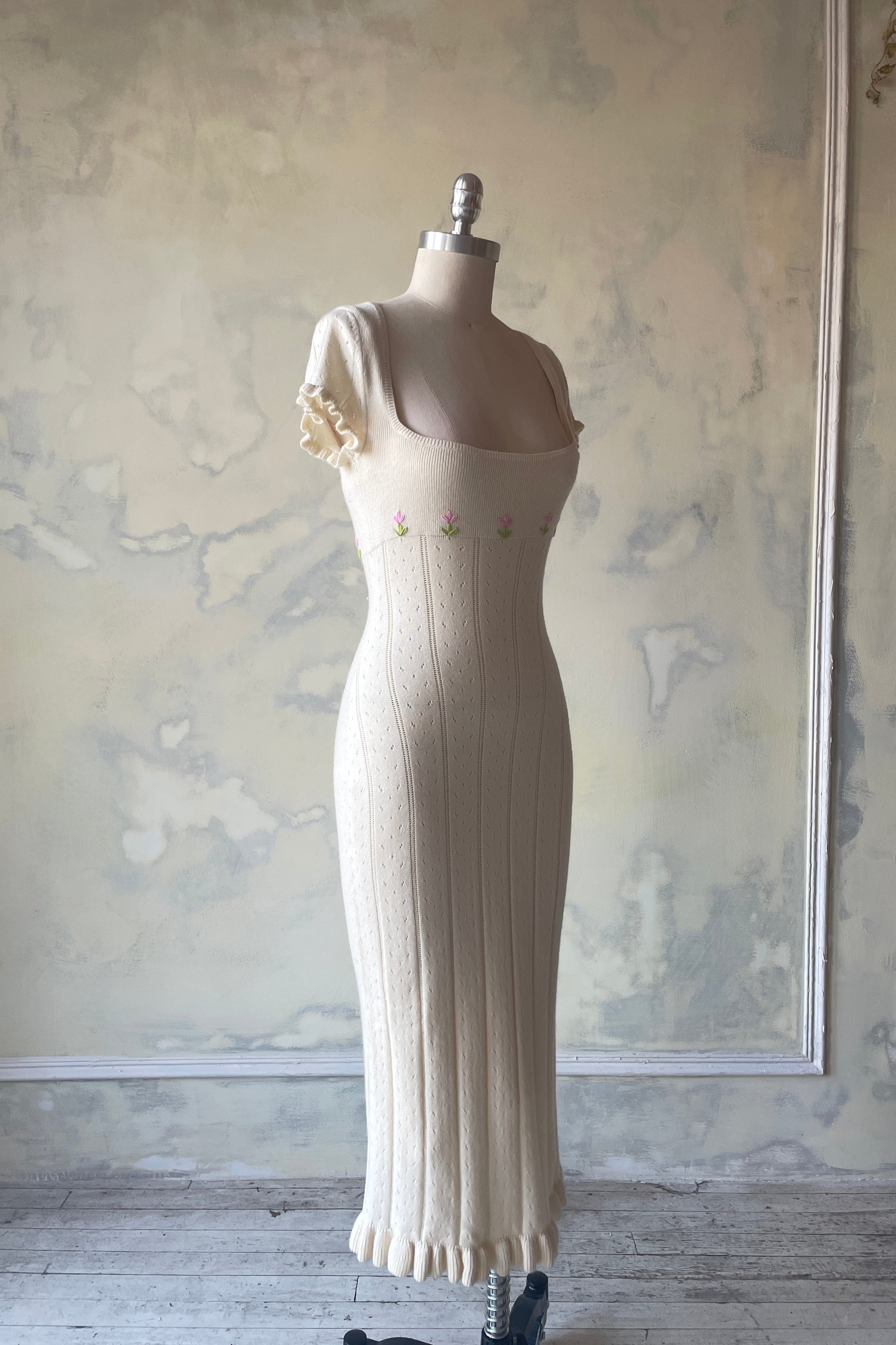 Tulip Knit Lady Dress in Butter with Lining Sample