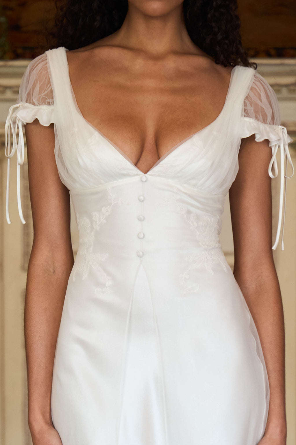 Candlelit Lady Dress in Pearl