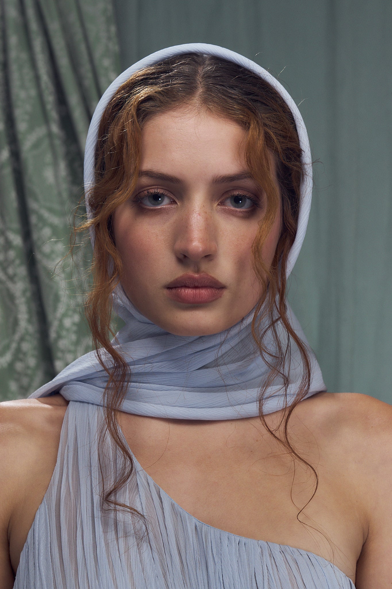 The Hellenistic Gown in Ciel