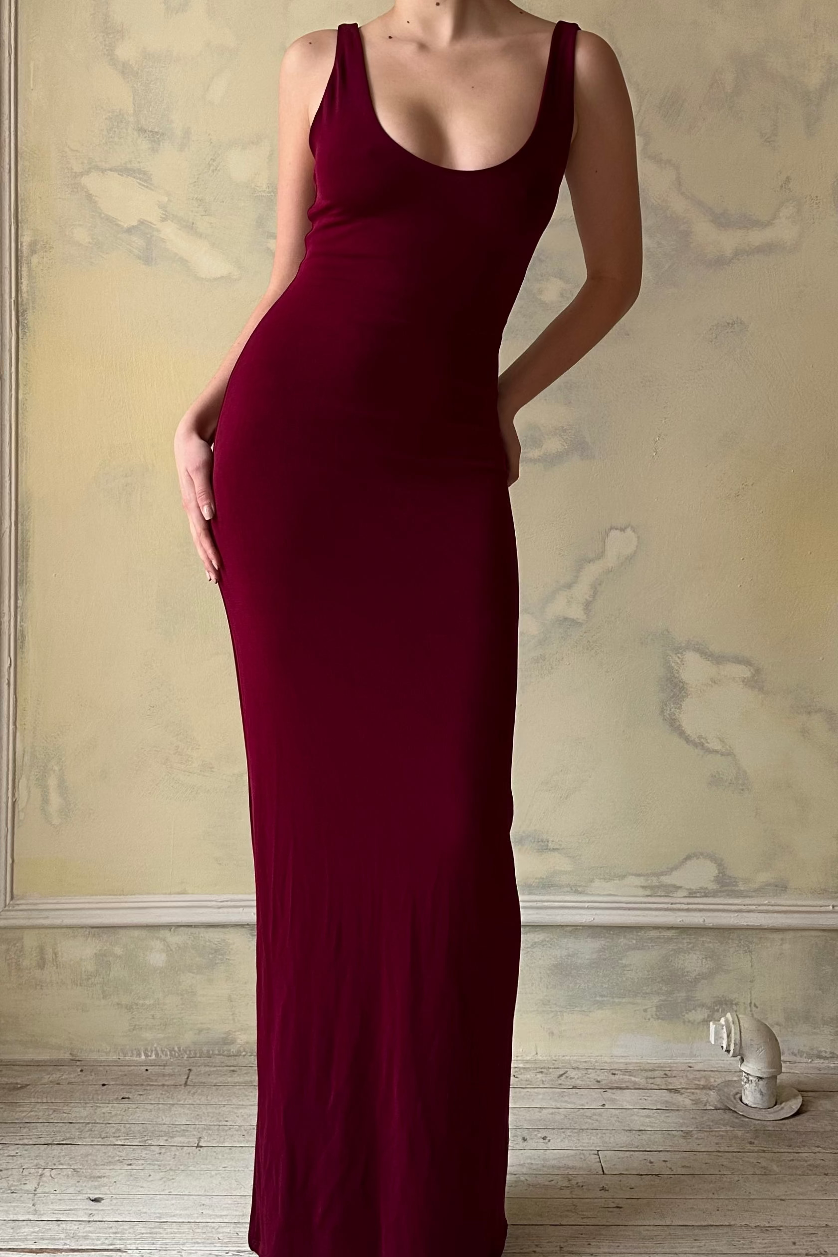 Sample Yasmeen Supermodel Gown in Sangre