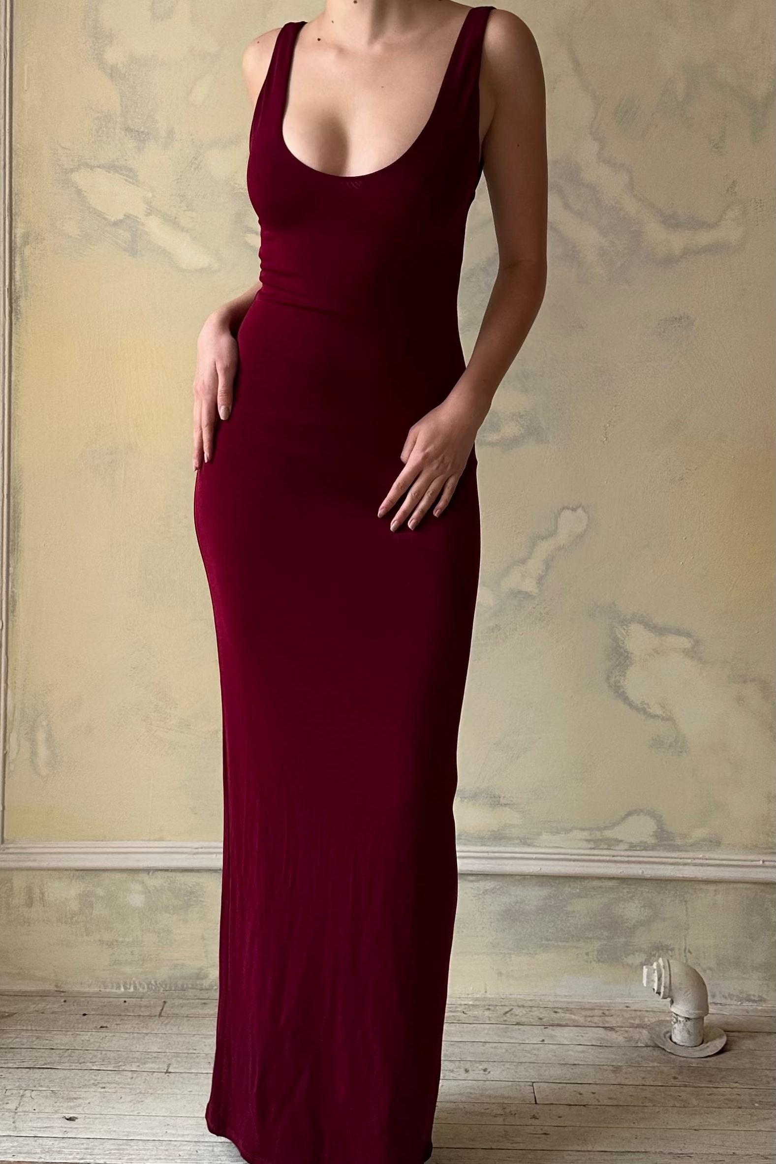 Sample Yasmeen Supermodel Gown in Sangre