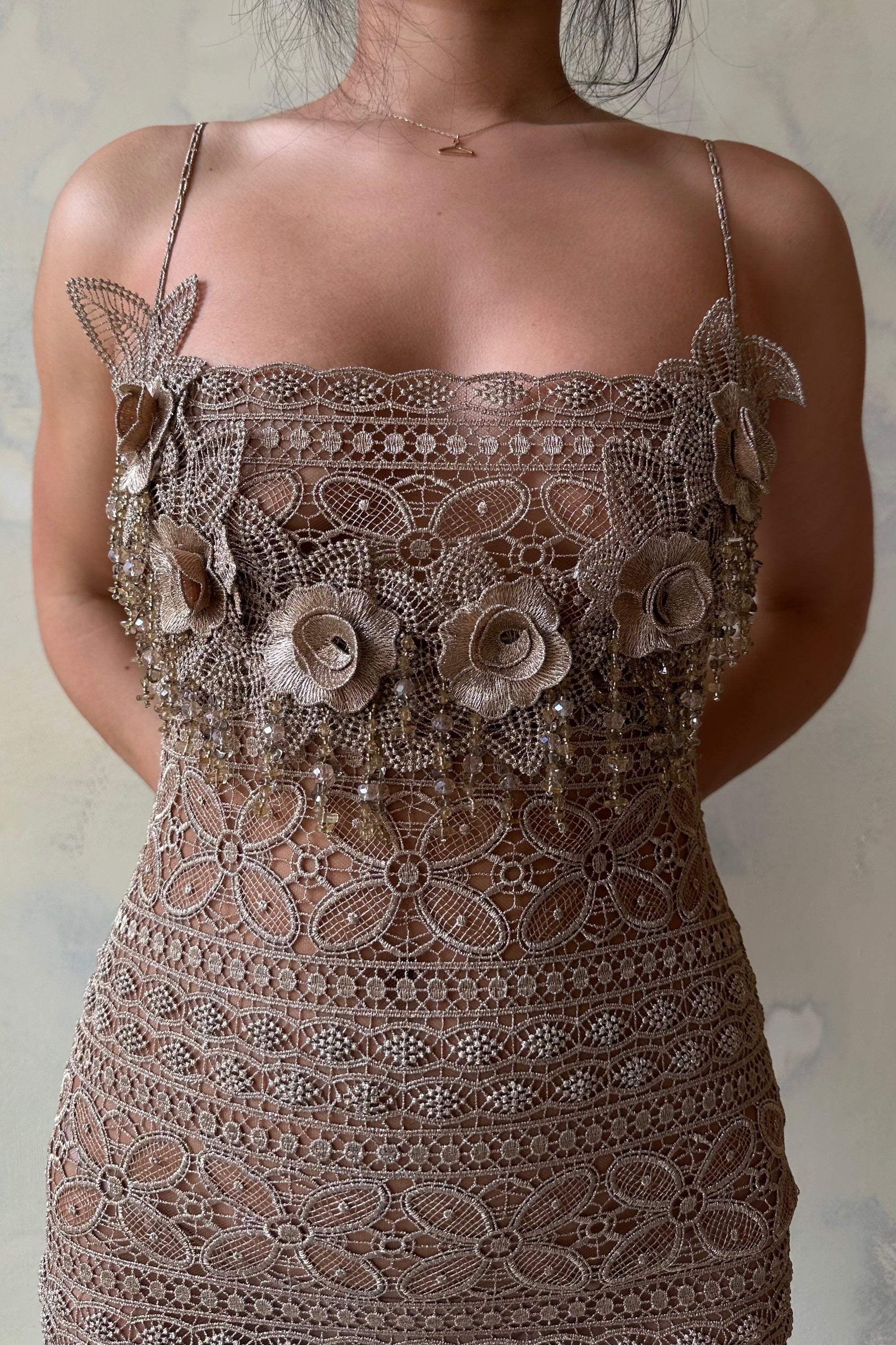 Sample Leo Lady Length Dress in Champagne