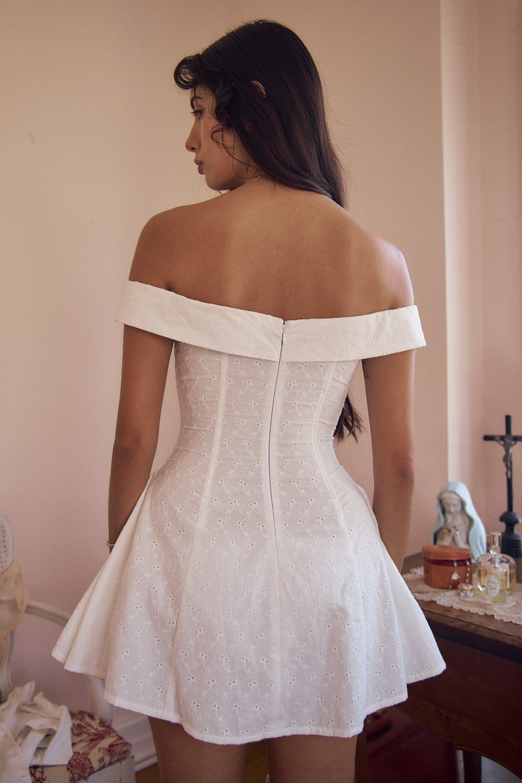 Lady in Eyelet White