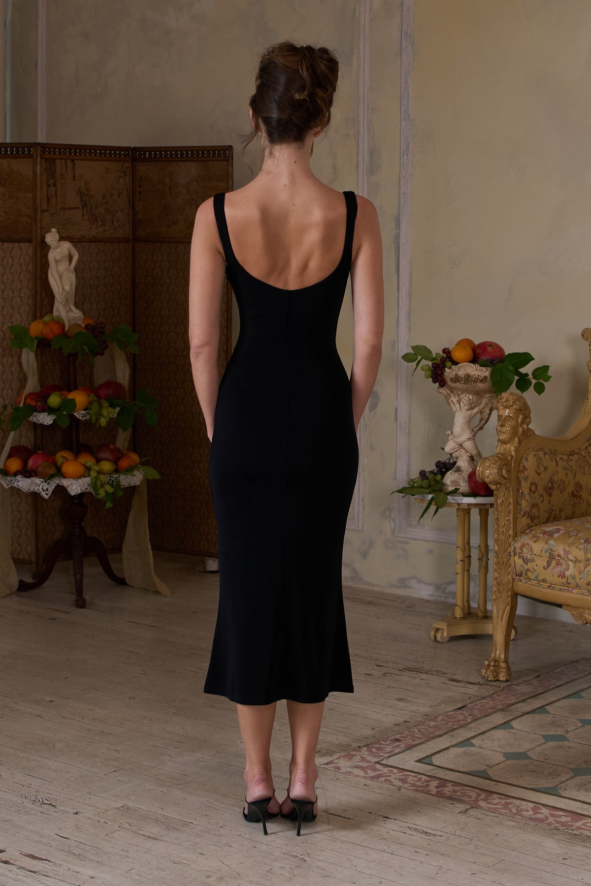 Plunging Neck Supermodel Dress in Noir