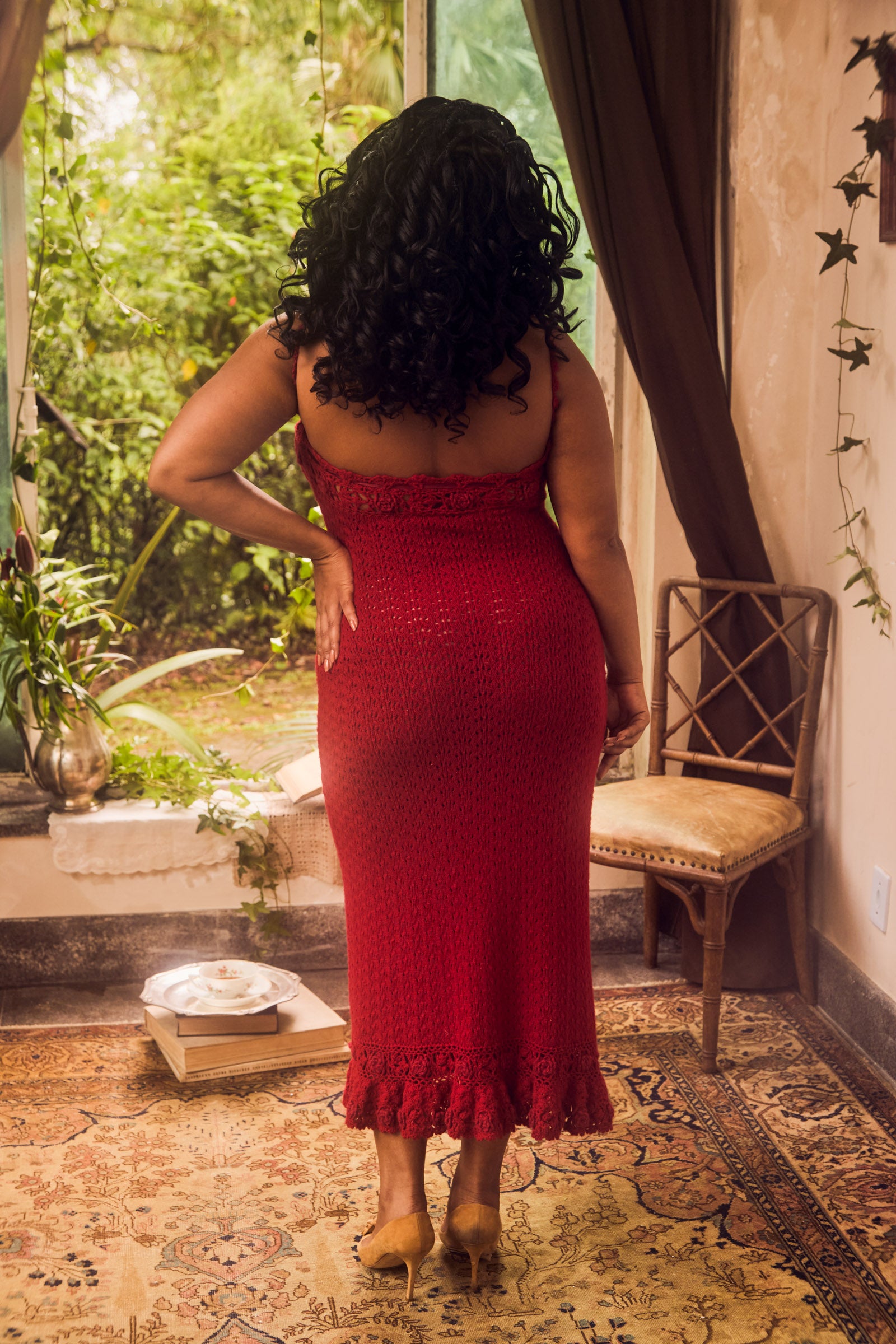 Rosarium Lady Dress with Ties in Scarlet