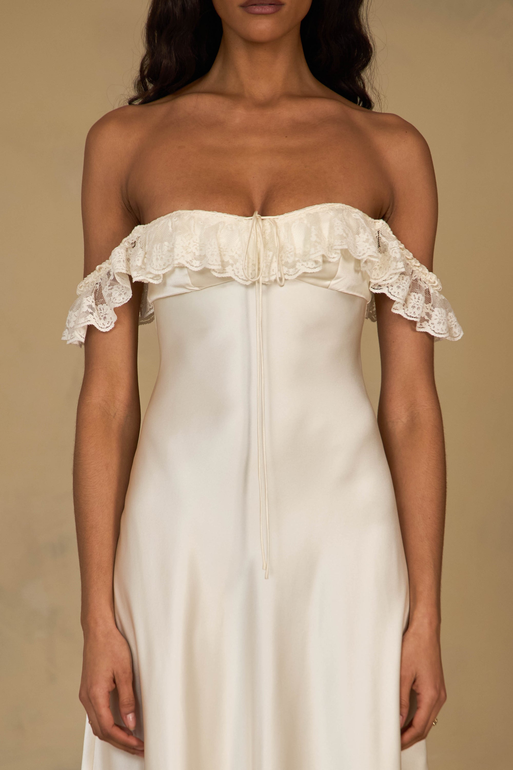 Sonata Lady Length Dress in Crème