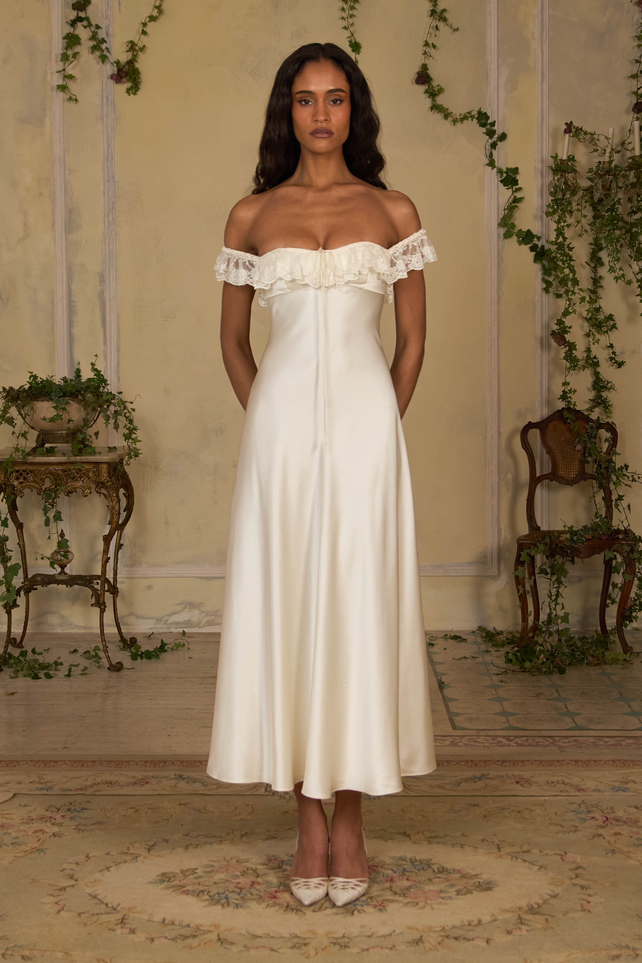 Sonata Lady Length Dress in Crème