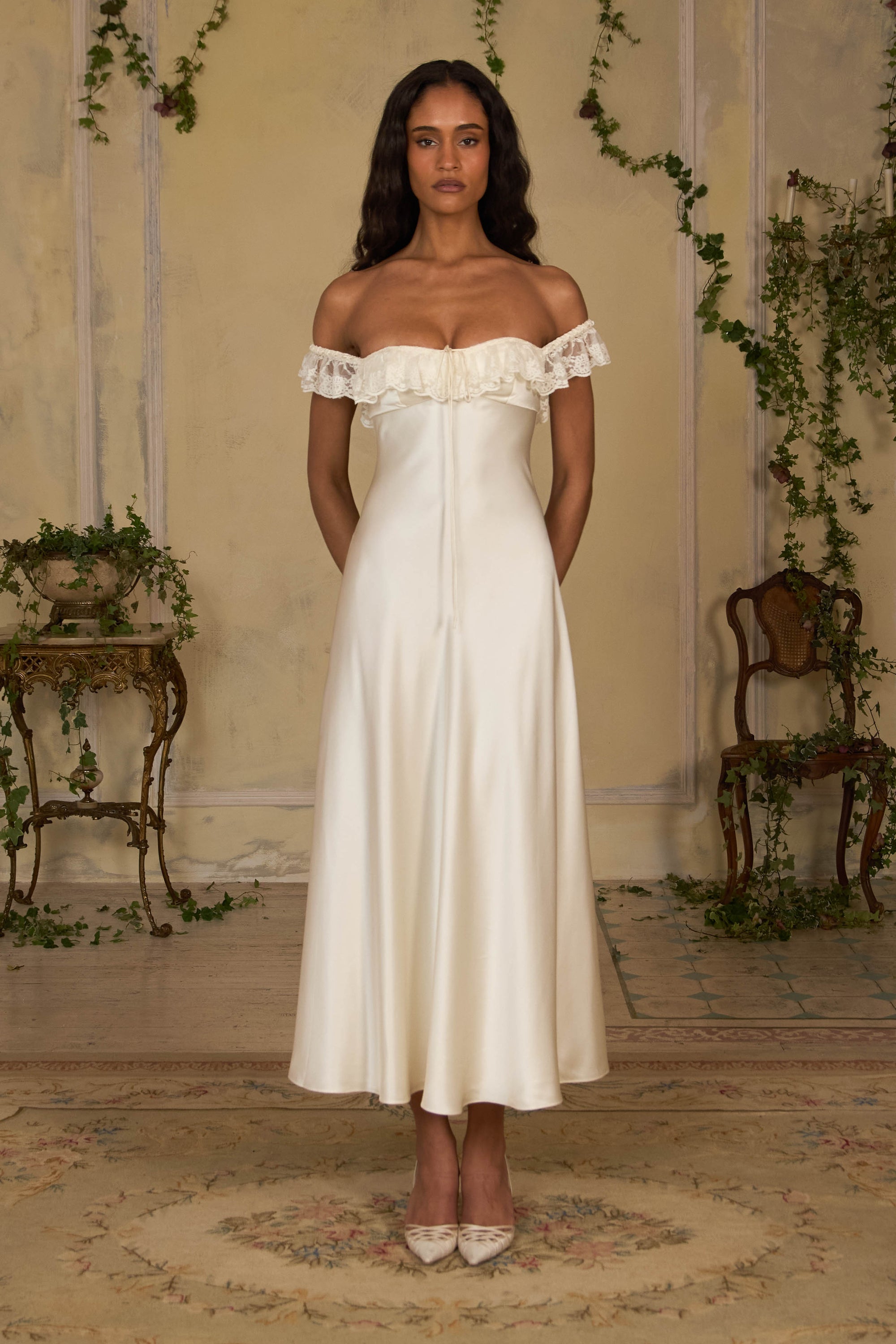 Sonata Lady Length Dress in Crème