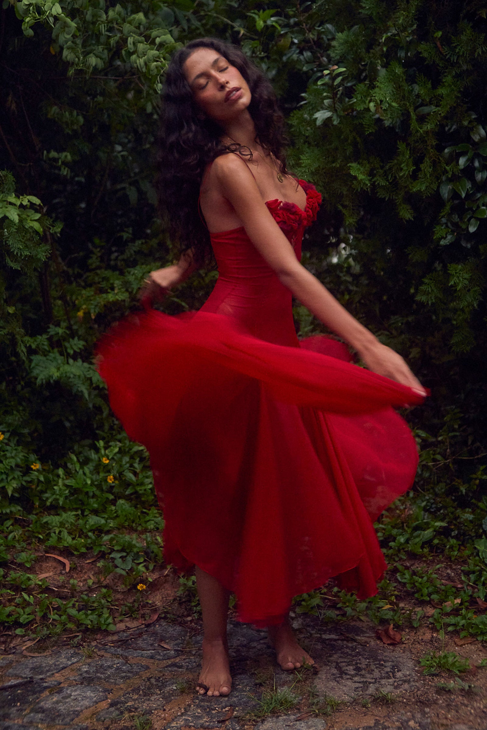 Valentina Dress in Scarlet L (PREORDER) Valentina Dress in Scarlet L (PREORDER)