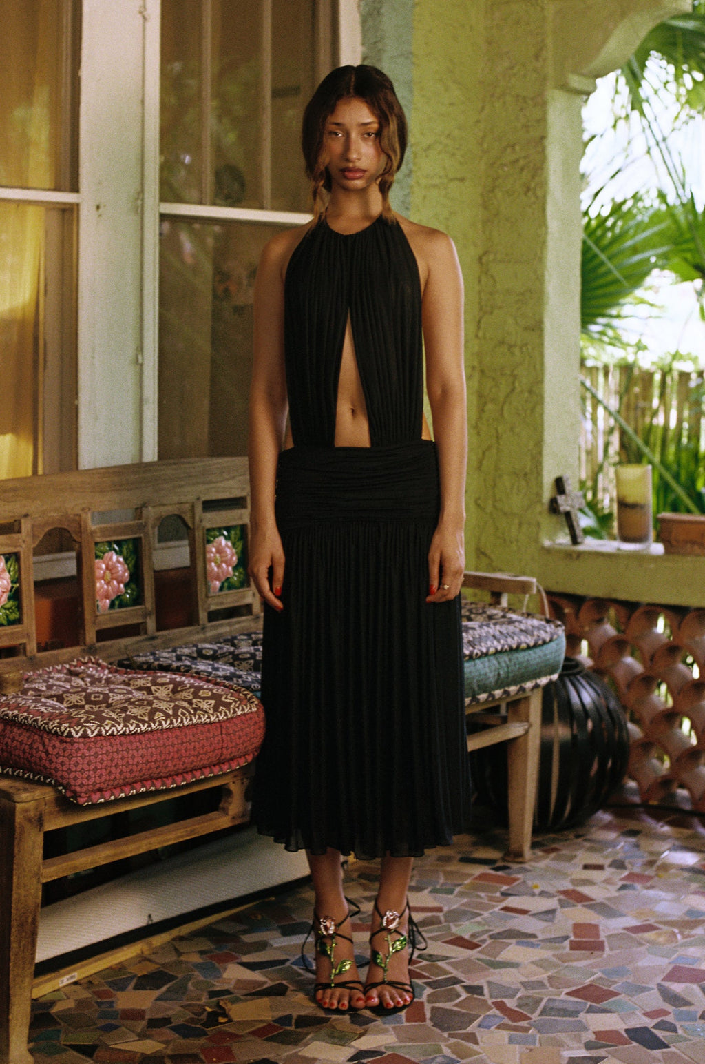Mirror Palais La Piscine Lady Length Dress Noir Front 1